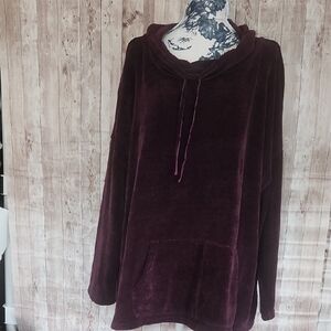 Spring + Mercer Size XXL MSRP $69.00 Burgundy Velvet Cowl Neck Pullover